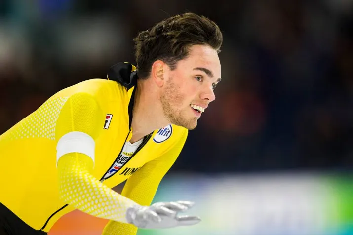 roest verslaat ook nuis in thialf