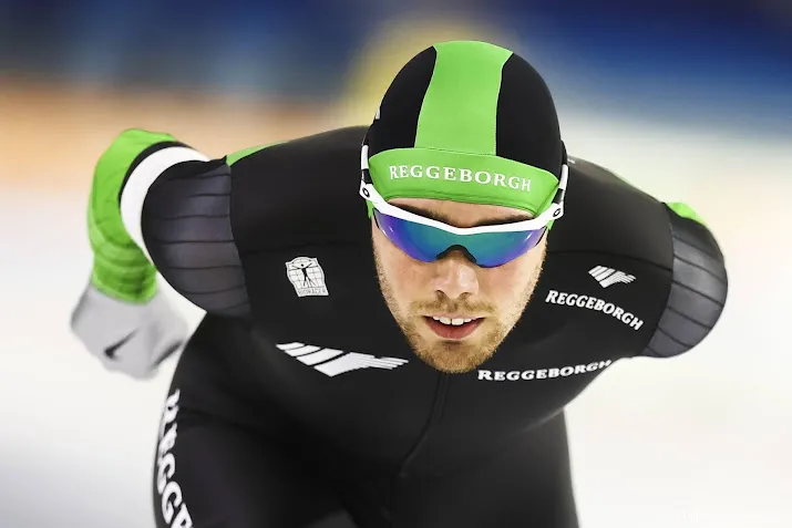 roest wint na 5000 meter ook 1500 meter bij kwalificatietoernooi