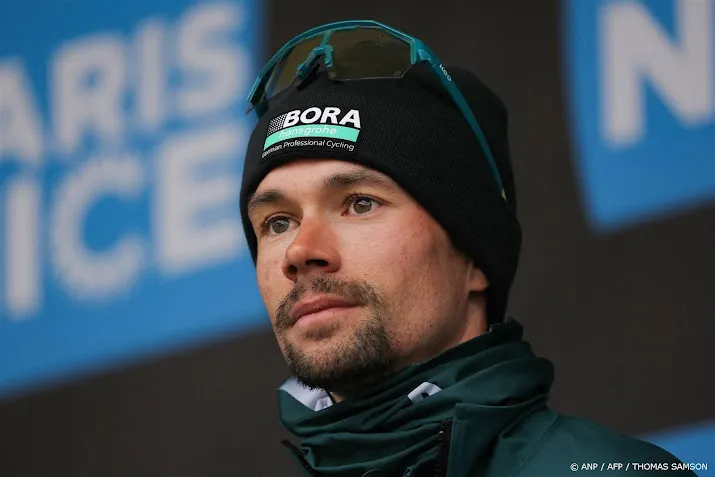 roglic komt met de schrik vrij na zware val in baskenland
