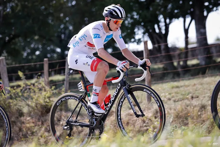 roglic verliest op voorlaatste dag tourzege aan pogacar