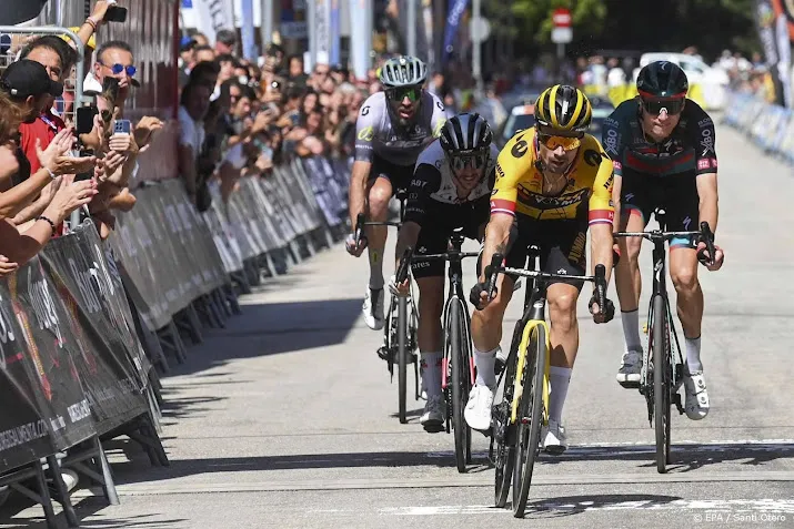 roglic wint in burgos ook zijn vierde wielerronde van dit jaar