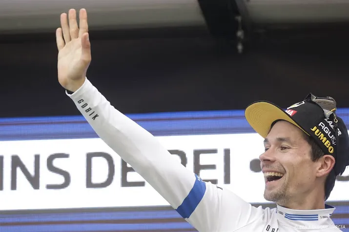 roglic wint ronde van catalonie na tweestrijd met evenepoel