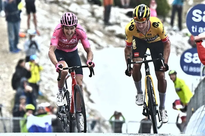 roglic wint tijdrit en heeft eindzege giro ditalia bijna binnen