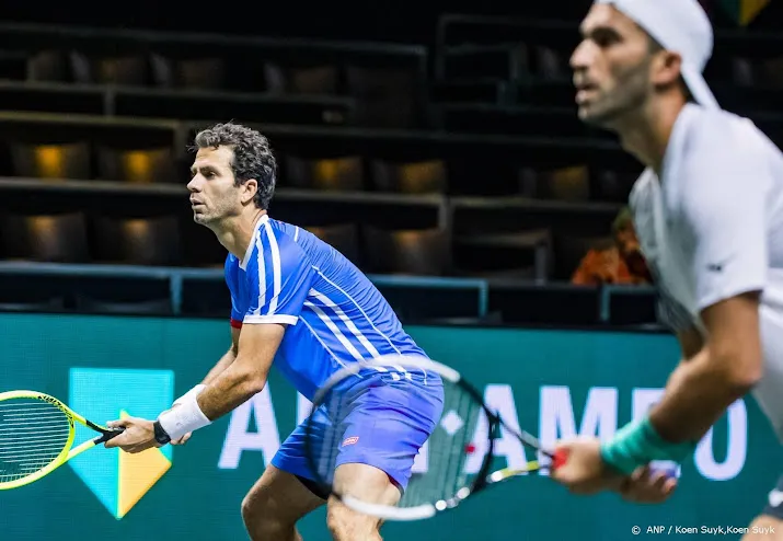 rojer 40 begint met arevalo aan 20e jaar op tennistour