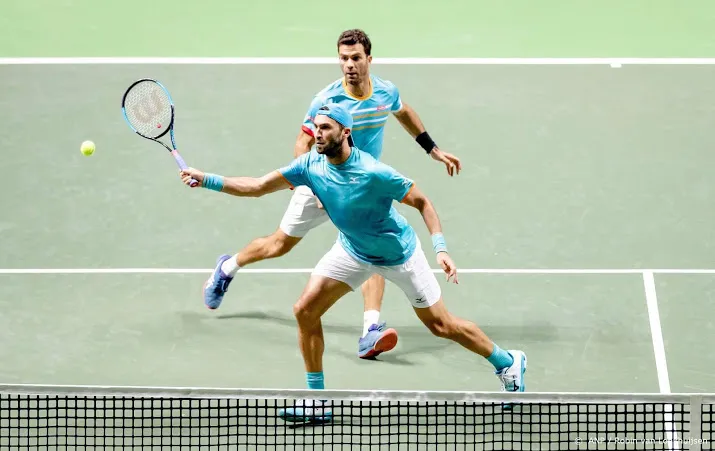 rojer bereikt derde ronde dubbelspel