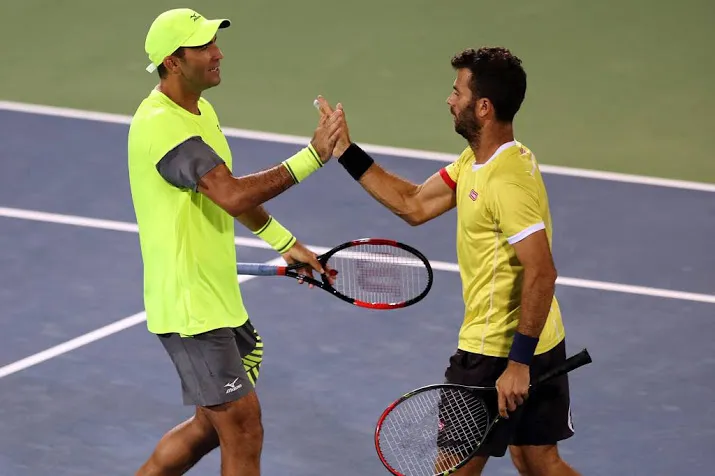 rojer en tecau prolongeren titel in dubai