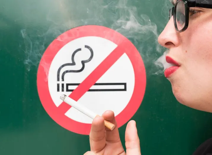 roken in buurt van kind taboe stoppen vergoed