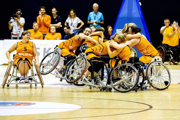 rolstoelbasketbalsters veroveren goud in tokio