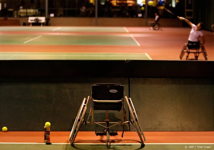 rolstoeltennissers krijgen ook financiele steun