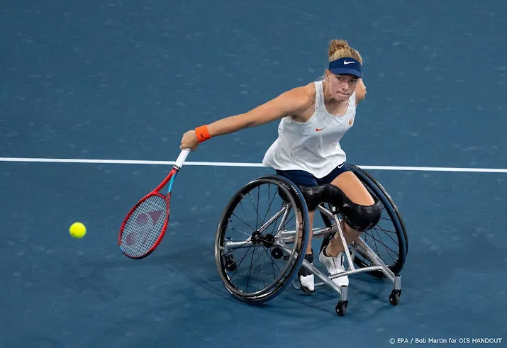 rolstoeltennisster de groot zege verwijderd van golden grand slam