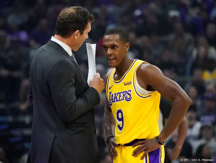 rondo schiet lakers in de zoemer langs celtics