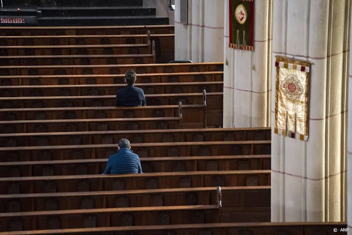 rooms katholieke kerk schrapt vieringen na 17 00 uur ook kerst
