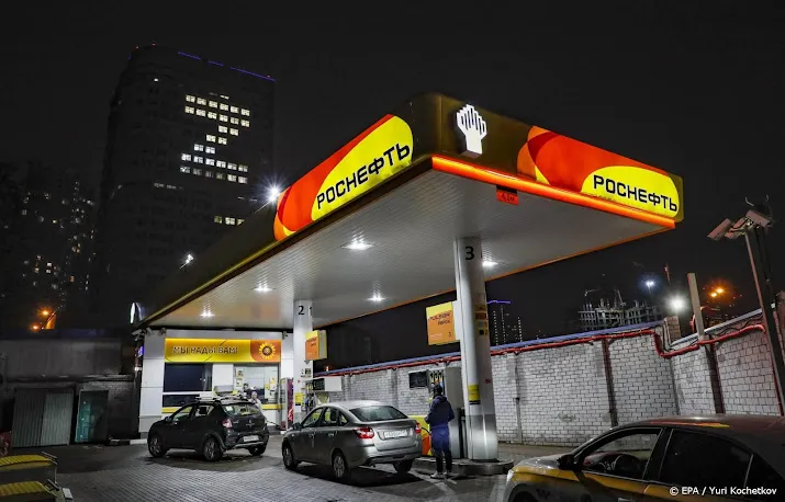 rosneft waarschuwt voor stijgende brandstofprijzen in duitsland