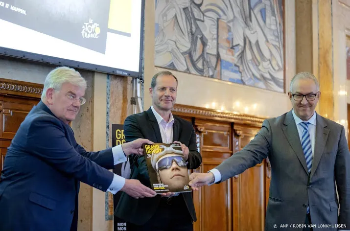rotterdam en den haag willen inwoners inspireren met tourstart