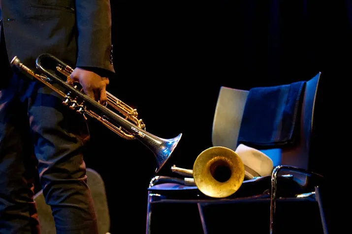rotterdam warmt op voor nsj met veel muziek