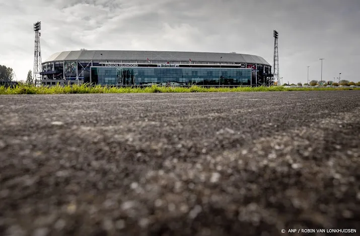 rotterdam wil verder met feyenoord city zo nodig zonder stadion