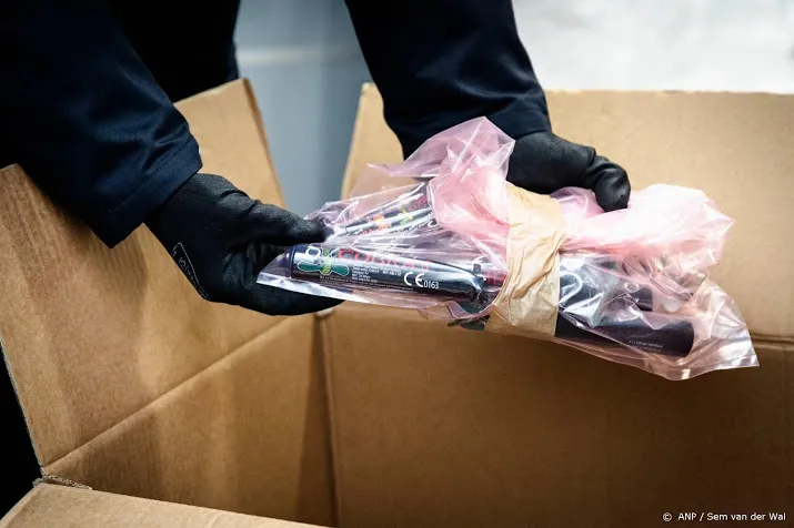 ruim 130 kilo vuurwerk in beslag genomen in oss