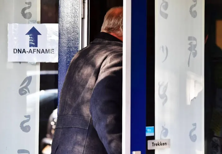 ruim 14 000 mannen stonden dna af