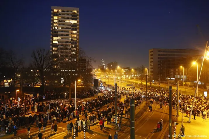 ruim 16 000 deelnemers stille tocht utrecht