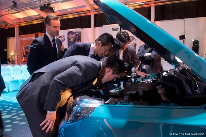 ruim 700 nederlandse sjoemelautos terug naar garage