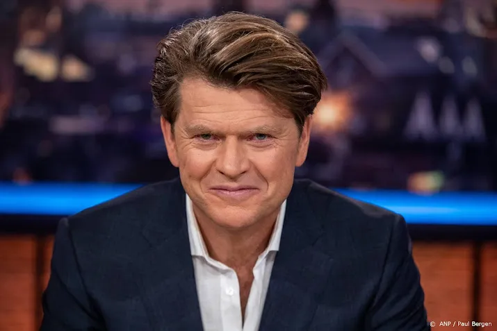 ruim 712 000 mensen zien vastgelijmde activist bij jinek