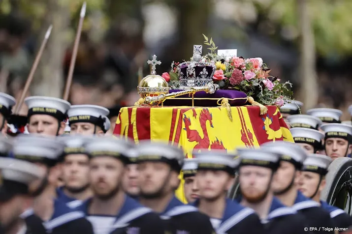 ruim anderhalf miljoen kijkers voor uitvaart queen elizabeth