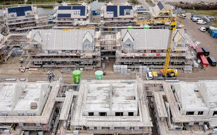 ruim een derde meer nieuwbouwwoningen verkocht