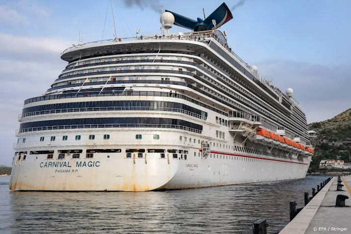 ruim helft vloot cruisemaatschappij carnival gaat weer varen
