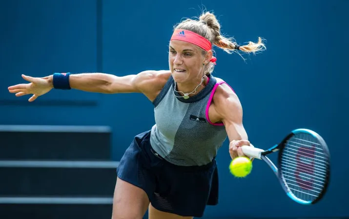 rus in drie sets langs aleksandrova