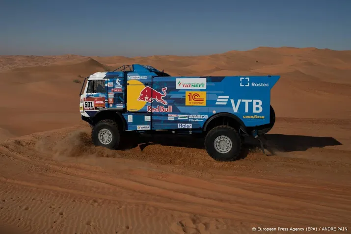 rus sotnikov wint dakar rally bij de trucks
