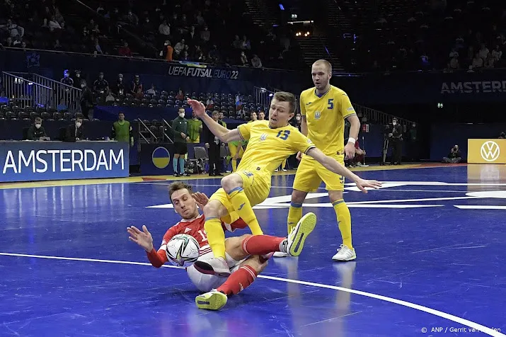 rusland klopt oekraine in beladen duel op ek zaalvoetbal