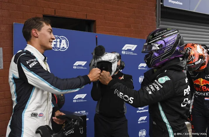 russell ziet nieuwe teamgenoot hamilton als beste coureur ooit