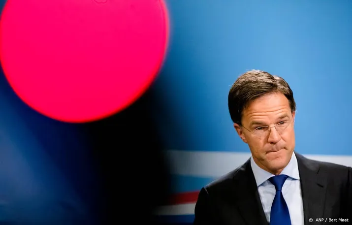 rutte bemoeit zich niet zelf met fiscus