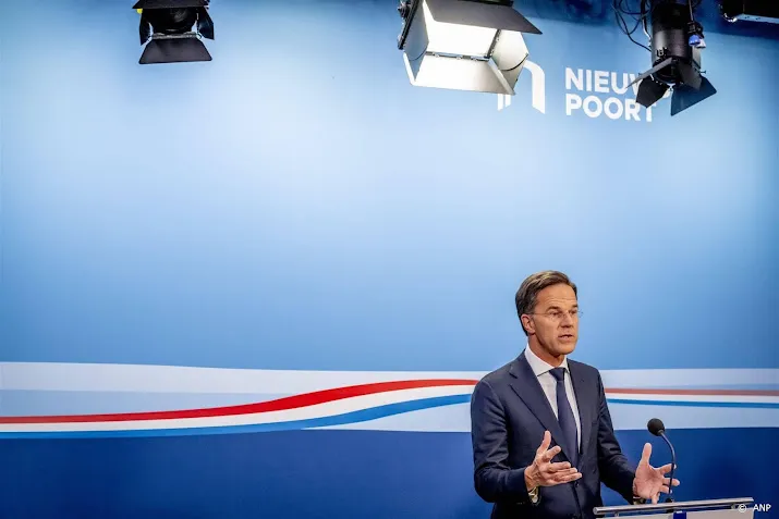 rutte biedt ontslag kabinet aan verschillen onoverbrugbaar