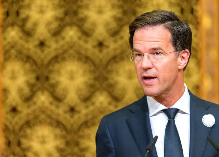 rutte bij militairen in mali