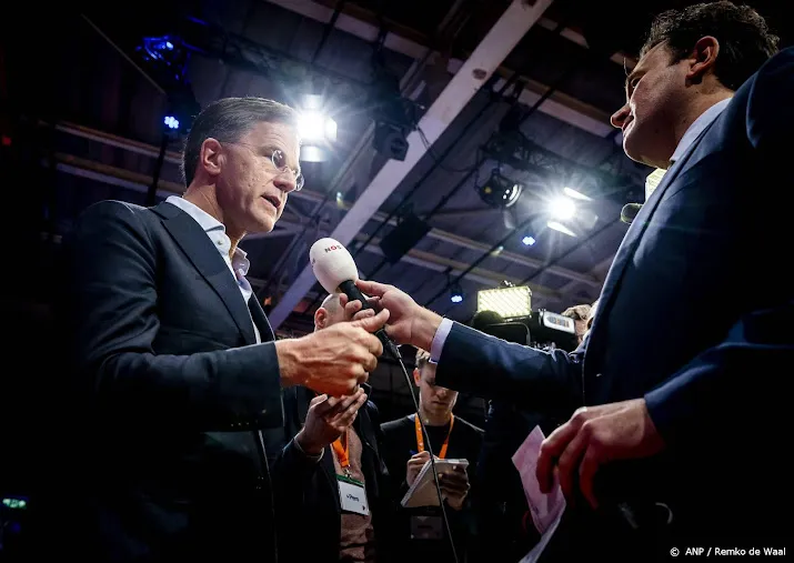 rutte blij met asieldiscussie vvd van der burg voelt zich gesteund