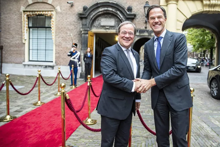 rutte en laschet roepen op steek tijdens pasen grens niet over
