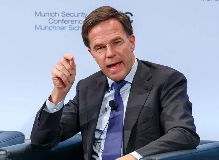 rutte grootste fout was samenwerken met pvv