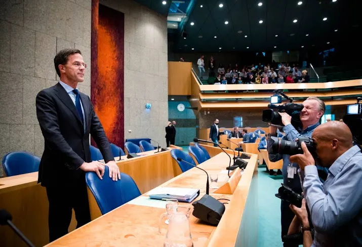 rutte houdt vol kende memos niet