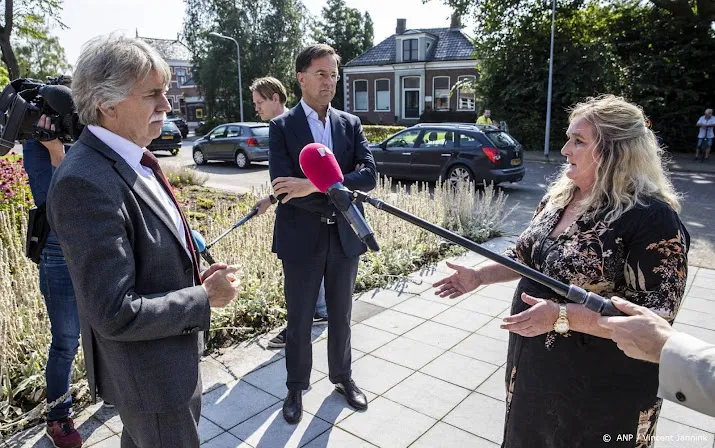 rutte in groningen gearriveerd voor bezoek aan aardbevingsgebied