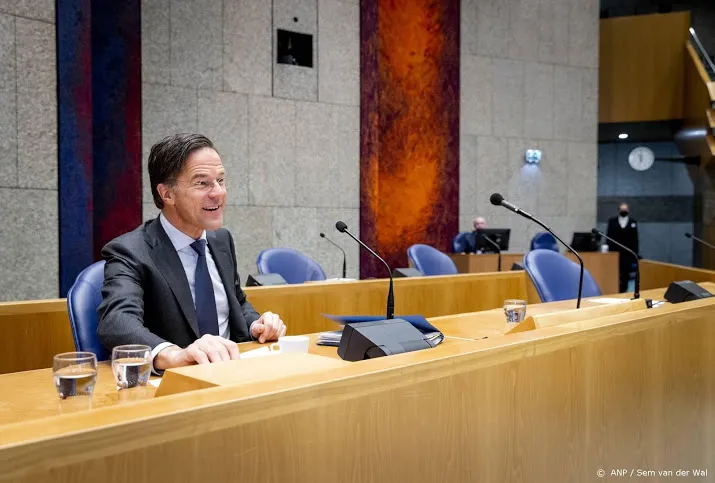 rutte onverstandig dat kerk op urk weer vol zit