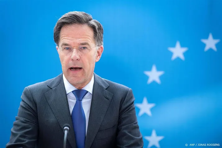 rutte probeert spanningen tussen servie en kosovo te verminderen