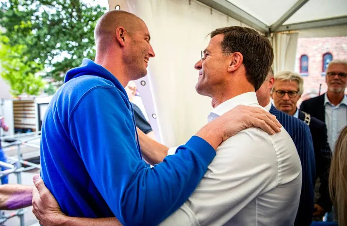 rutte roemt maarten van der weijden