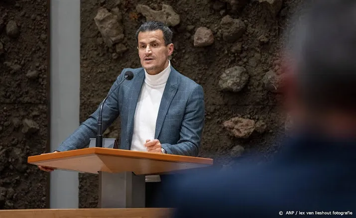 rutte stevig in aanvaring met denk leider azarkan