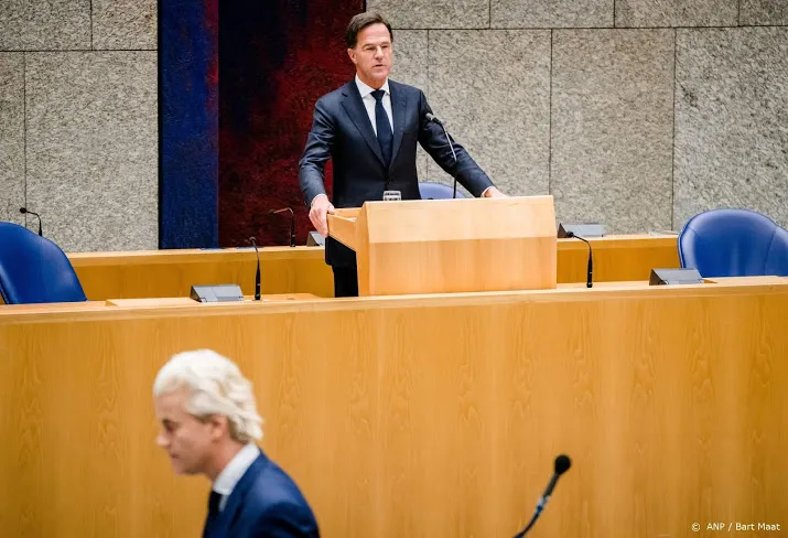 rutte tegenover wilders en hoekstra in slotdebat van nos