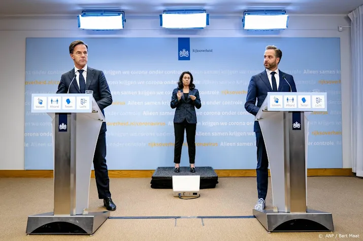 rutte vanwege naleving maatregelen pas vanaf zondag van kracht