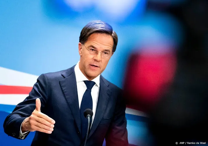 rutte vrijdag bijna 2000 nieuwe coronabesmettingen gemeld
