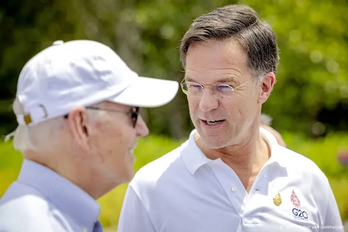 rutte we blijven oekraine steunen tegen russische agressie