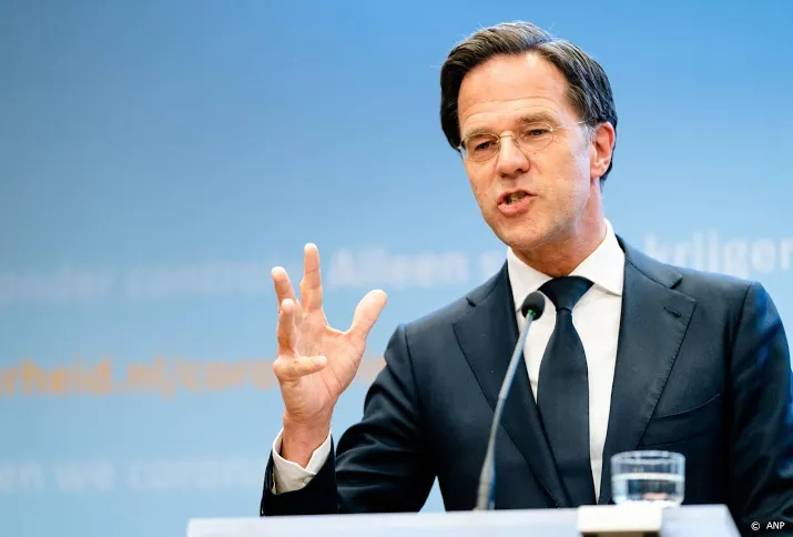rutte wil adviesclub voor 15 metersamenleving