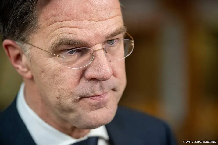 ruzie bij toezichthouder op veiligheidsdiensten voorzitter weg